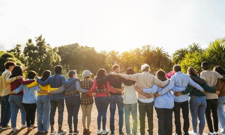 Digital Communities vs. Offline Meetings: Which Is Better for Team Cohesion?